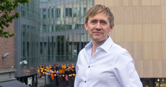 Advokat, Kristian Sæbø